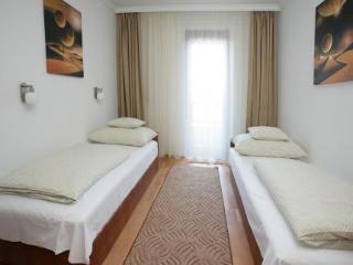 Astra Apartment *